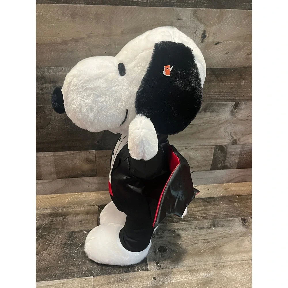 Peanuts Snoopy Vampire Dracula Halloween Plush 2019 Gemmy Door Greeter 21
